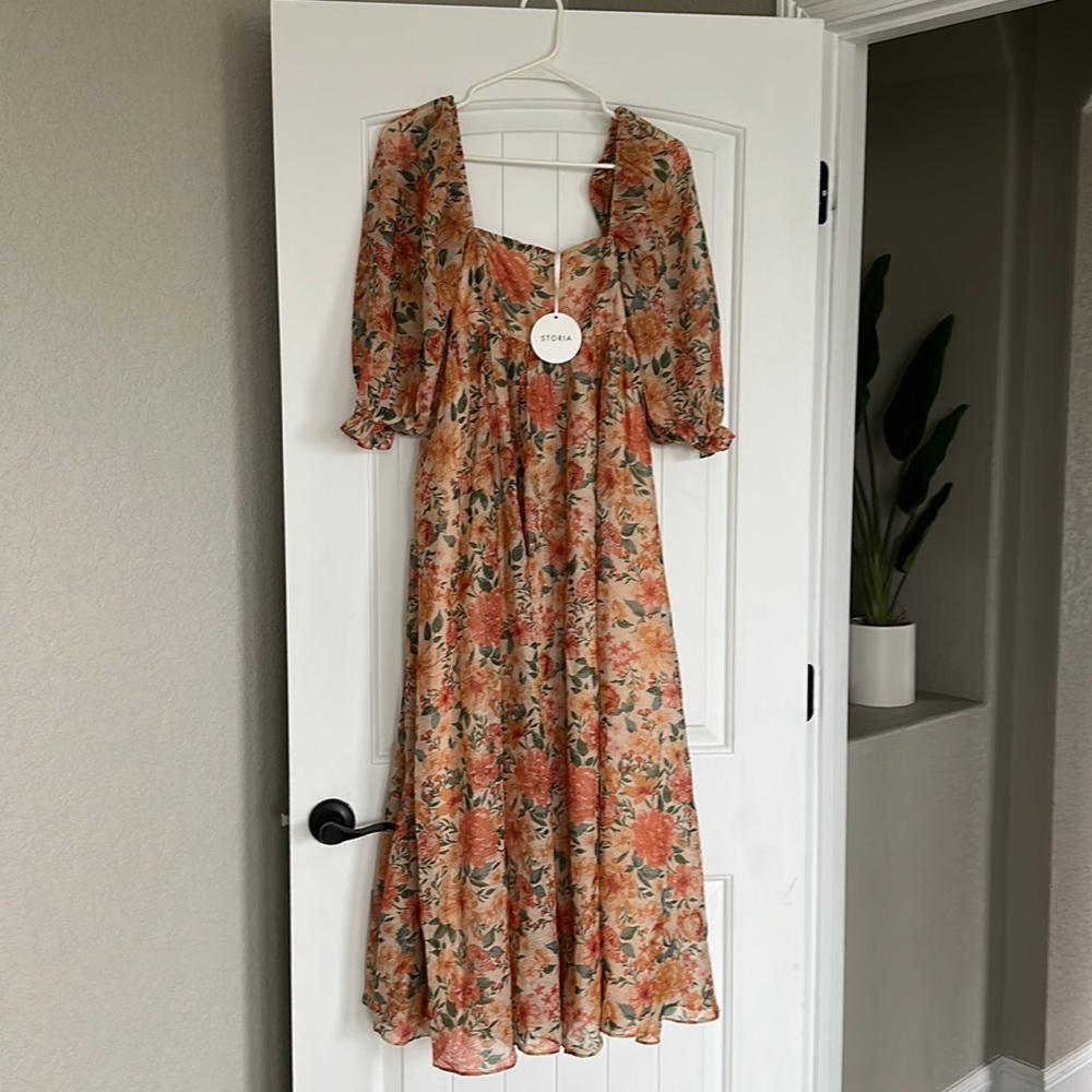 NEW! Maxi dress